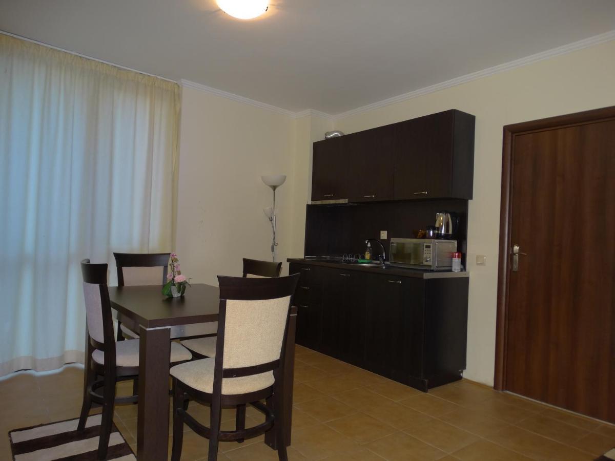 Chateau Del Marina Apart Complex 内塞伯尔 外观 照片